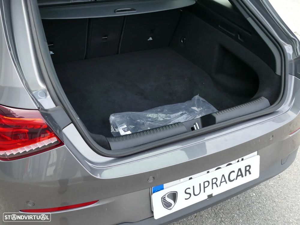 Mercedes-Benz CLA 250 e Shooting Brake Style Plus - 10