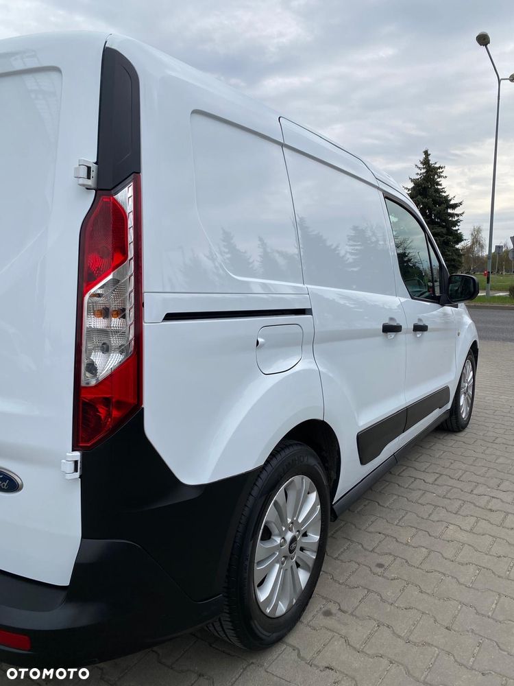 Ford TRANSIT CONNECT 1,5 TDCI NISKI PRZEBIEG / BEZWYPADKOWY - 19