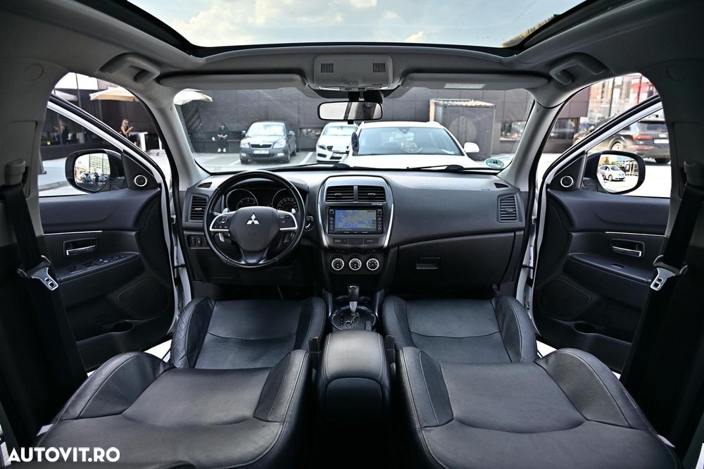 Mitsubishi ASX - 5