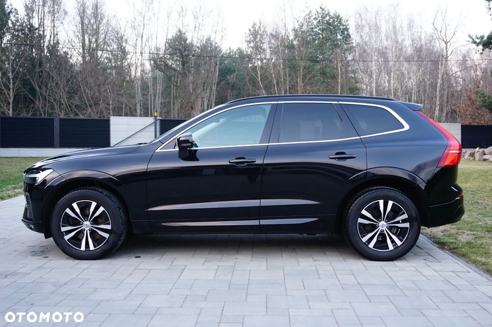 Volvo XC 60 B5 B AWD Momentum Pro - 9
