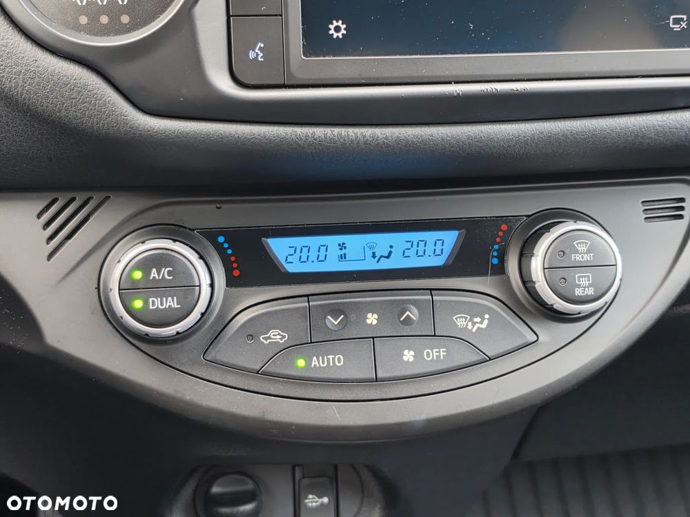 Toyota Yaris 1.5 Selection - 12