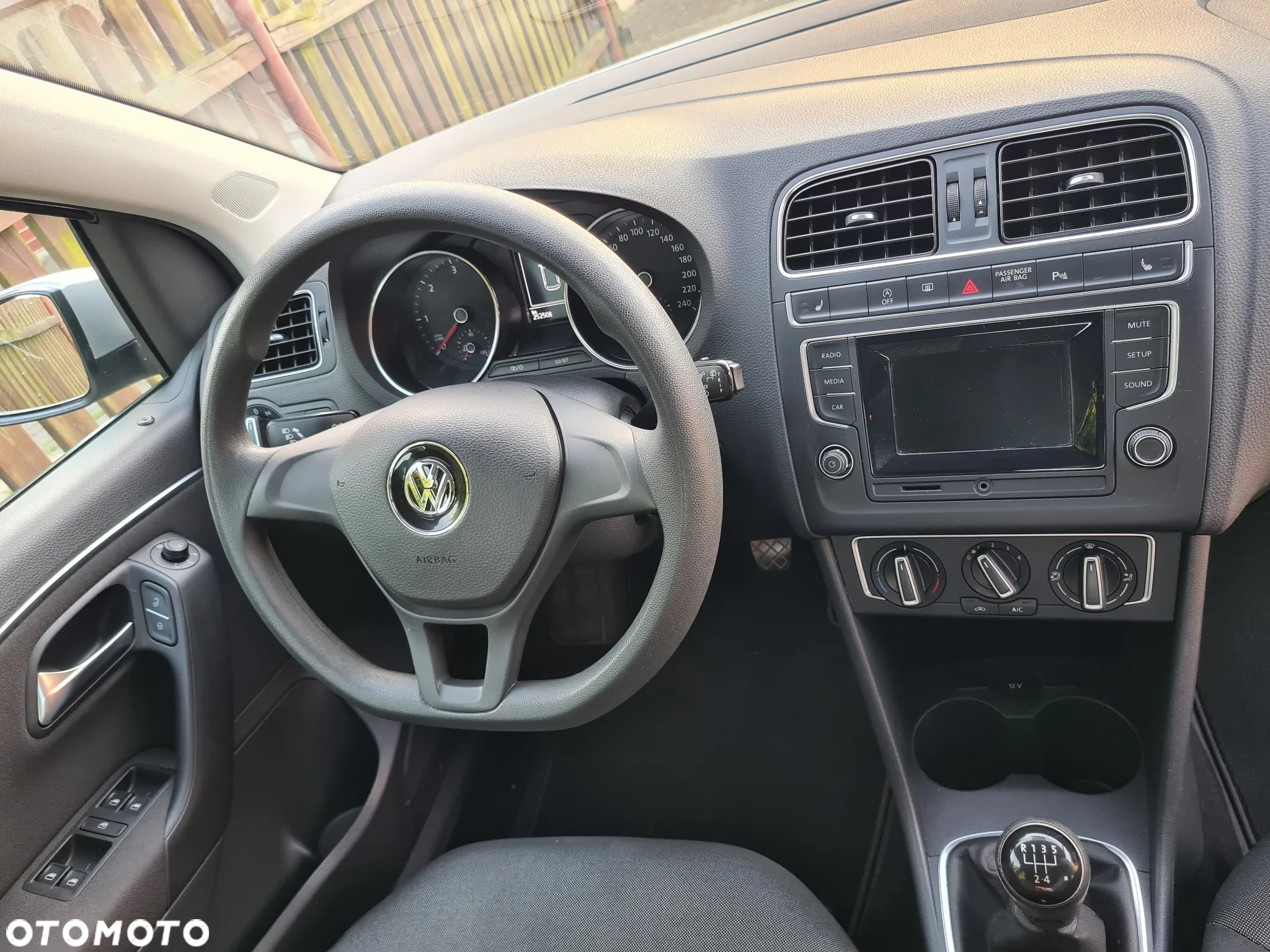 Volkswagen Polo 1.4 TDI (Blue Motion Technology) Comfortline - 7