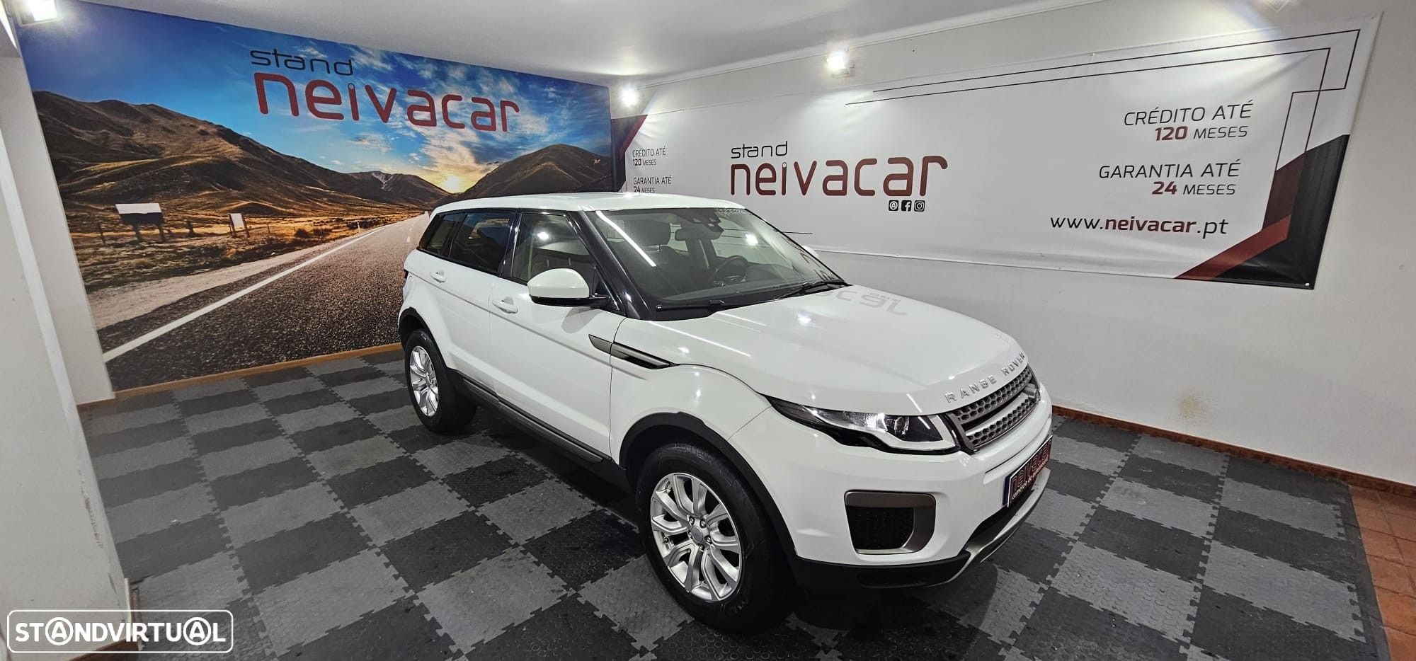 Land Rover Range Rover Evoque 2.0 eD4 SE Dynamic - 2