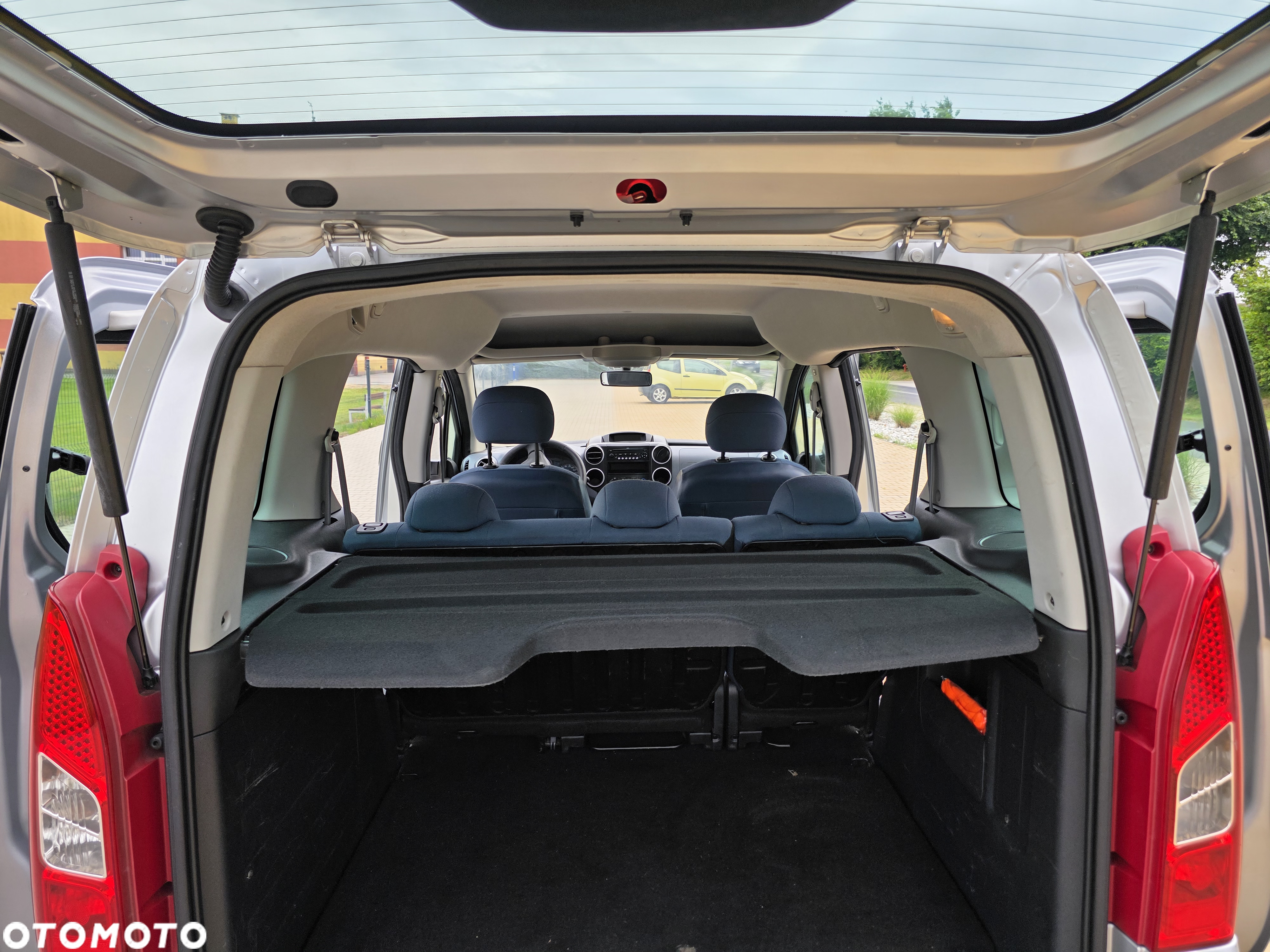 Citroën Berlingo II 1.6 HDi Multispace - 9