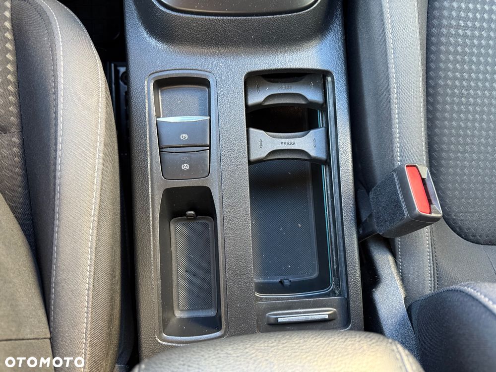 Ford Focus 1.5 EcoBlue Connected - 31