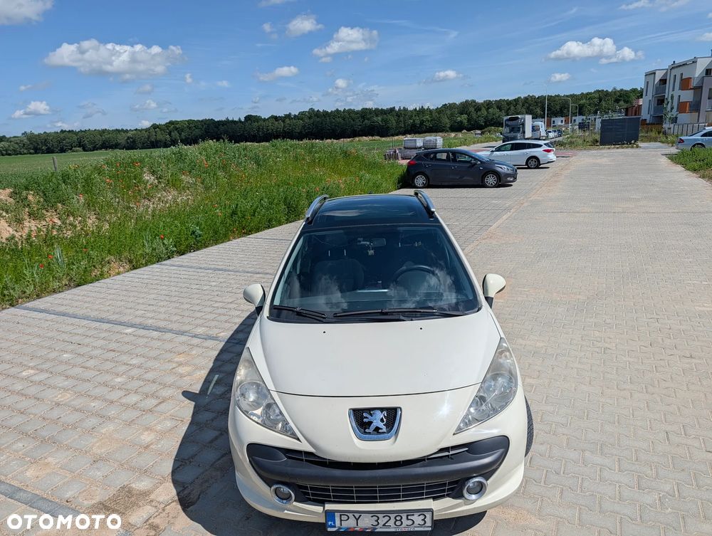 Peugeot 207 95 VTi Family - 26