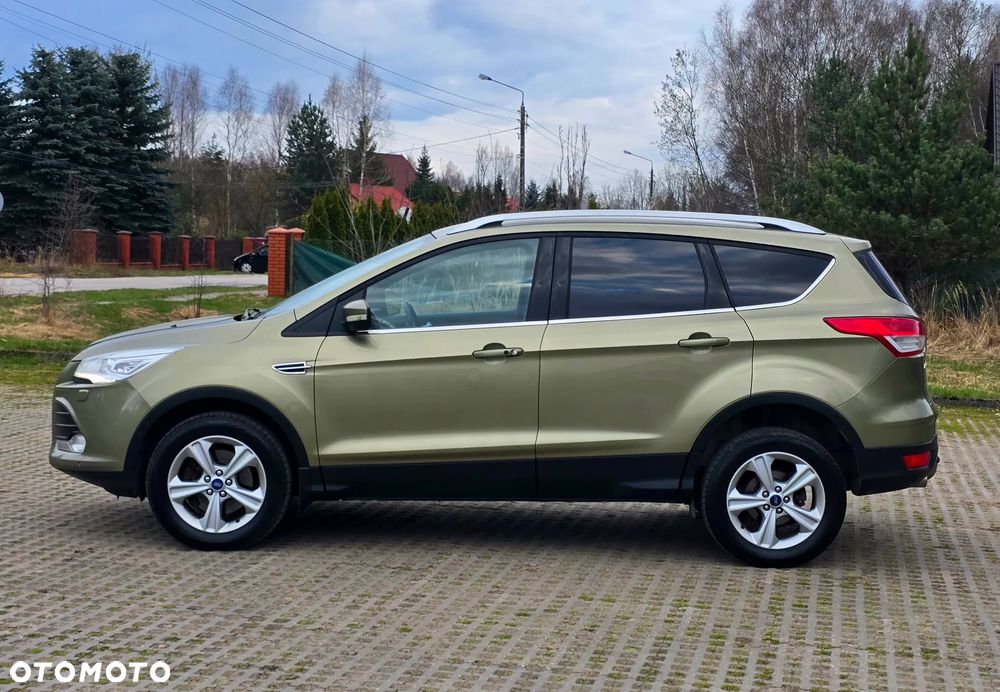 Ford Kuga 2.0 TDCi 4x4 Titanium - 4