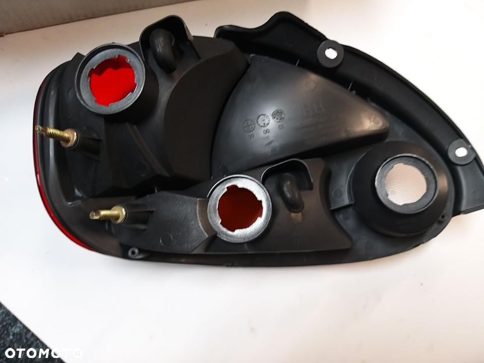 LAMPA TYLNA ZESP. Daewoo MATIZ Prawa 98-08 - 5