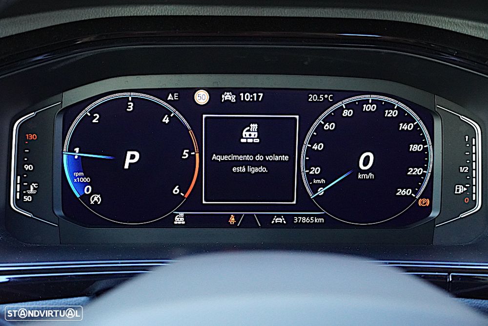 VW T-Roc 2.0 TDI R-Line DSG - 43