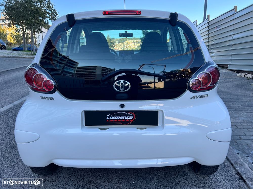 Toyota Aygo 1.0 + AC+VSC - 10
