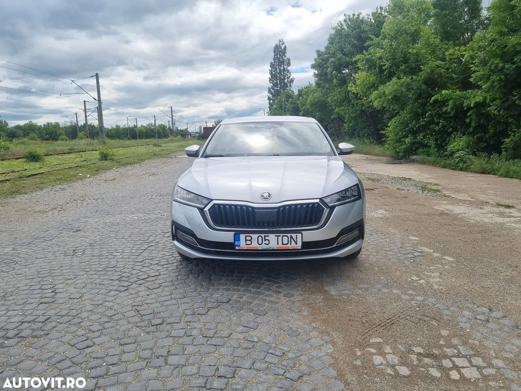 Skoda Octavia 2.0 TDI DSG Style - 2