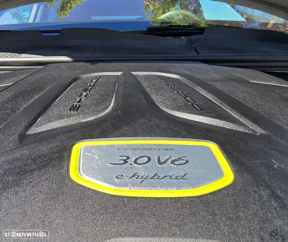 Porsche Cayenne Coupé E-Hybrid - 56