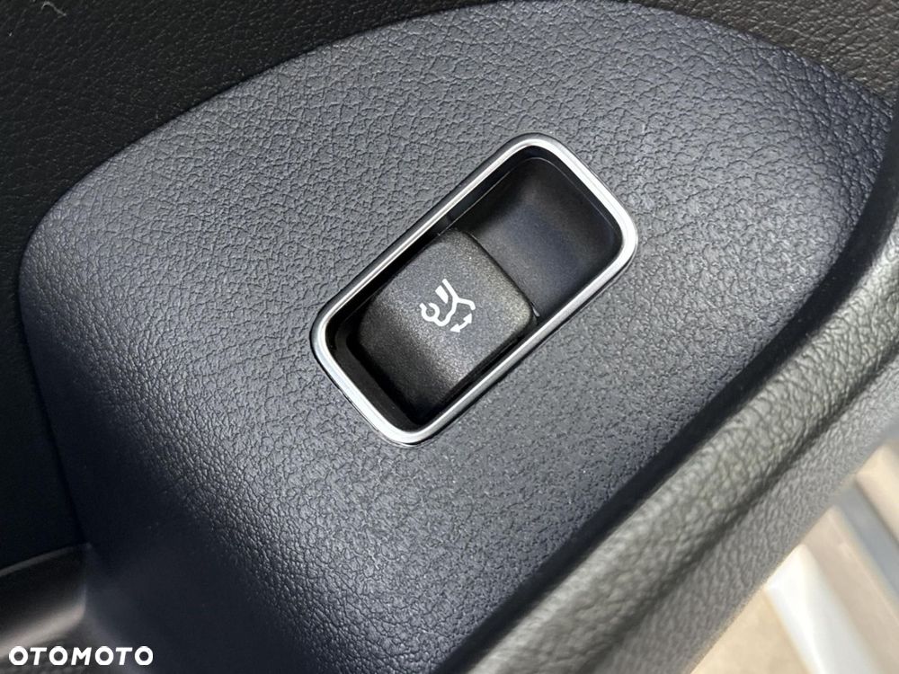 Mercedes-Benz GLE - 19