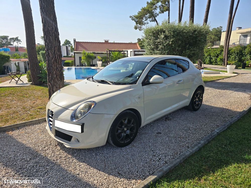 Alfa Romeo MiTo 1.3 JTDM Distinctive - 1