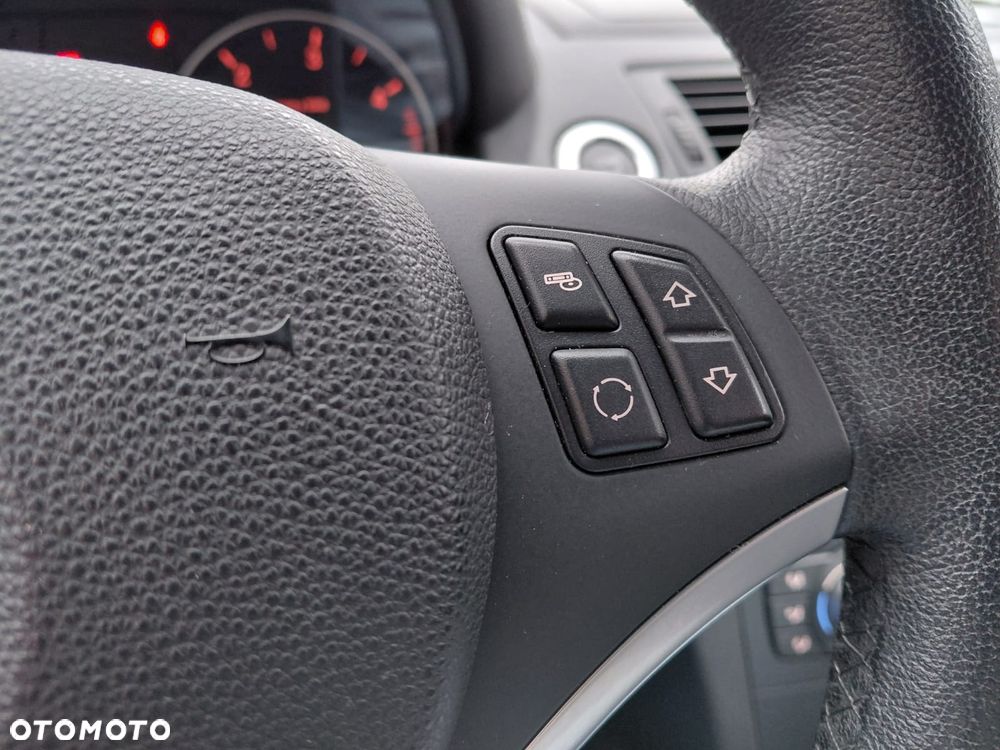 BMW Seria 1 116d DPF Edition Lifestyle - 24