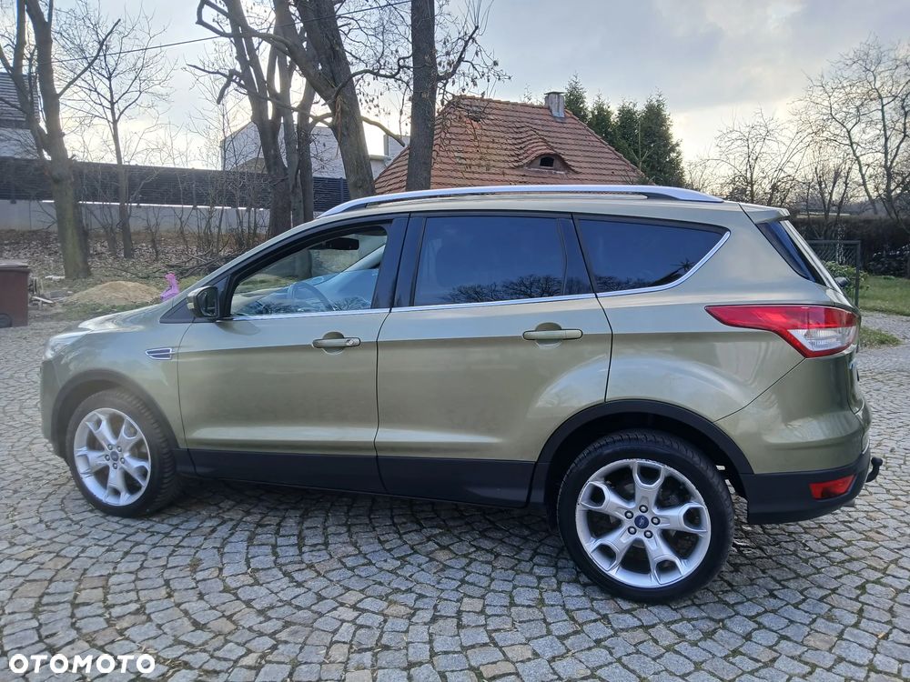 Ford Kuga 2.0 TDCi 4x4 Titanium - 9