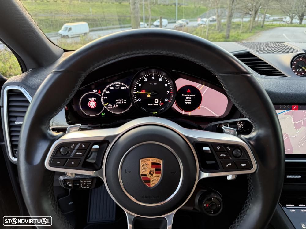 Porsche Cayenne Coupé E-Hybrid Platinum Edition - 23