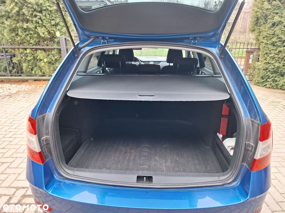 Skoda Octavia 1.6 TDI SCR Ambition DSG - 33