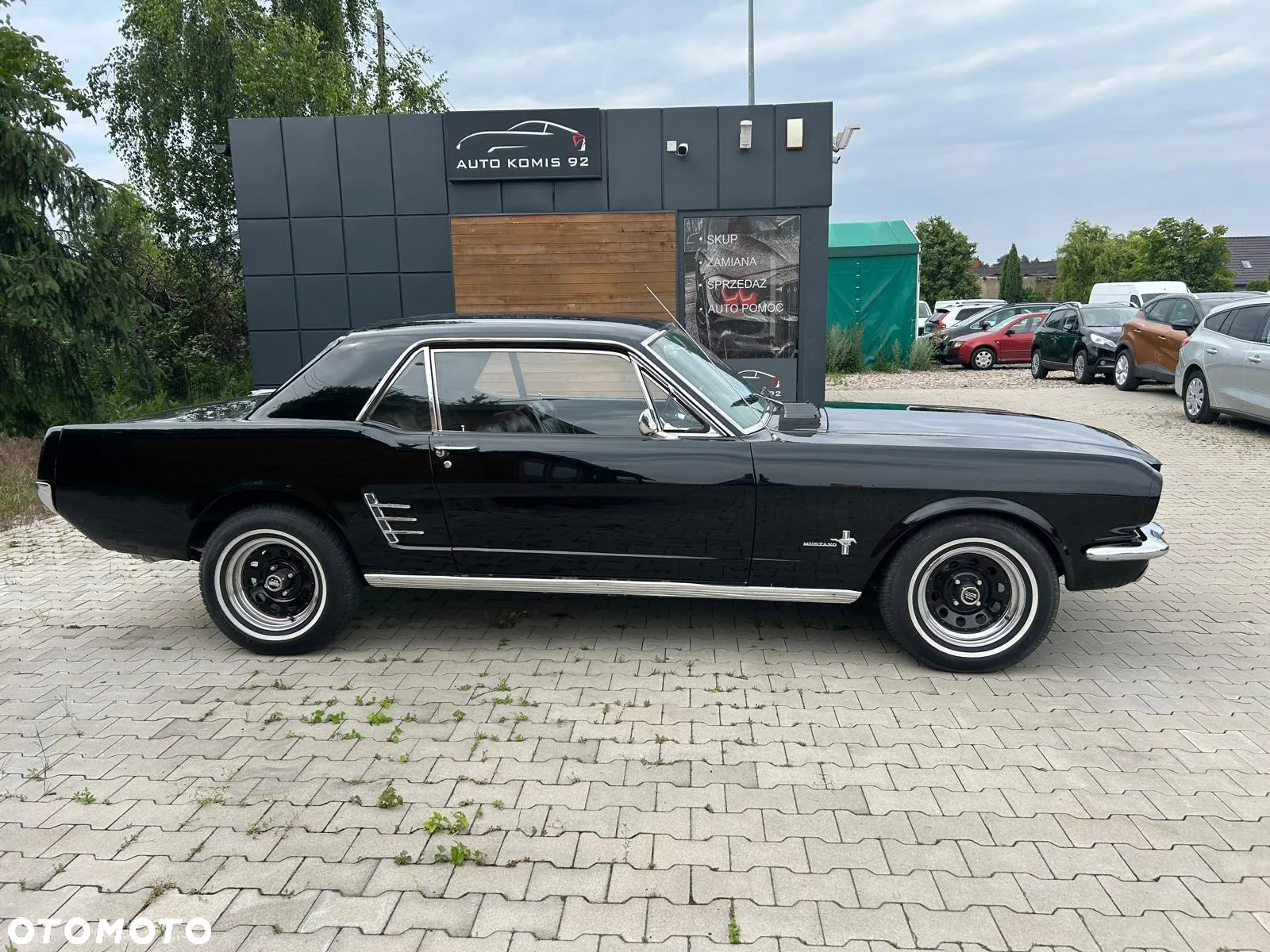 Ford Mustang - 3