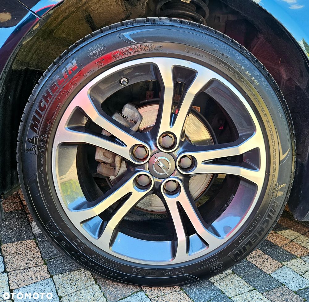 Opel Insignia 1.6 T Cosmo S&S EU6 - 18