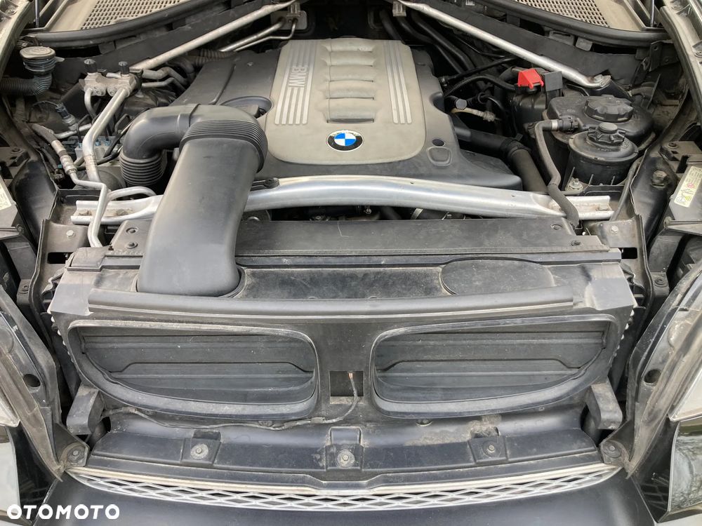 BMW X5 xDrive30d - 16
