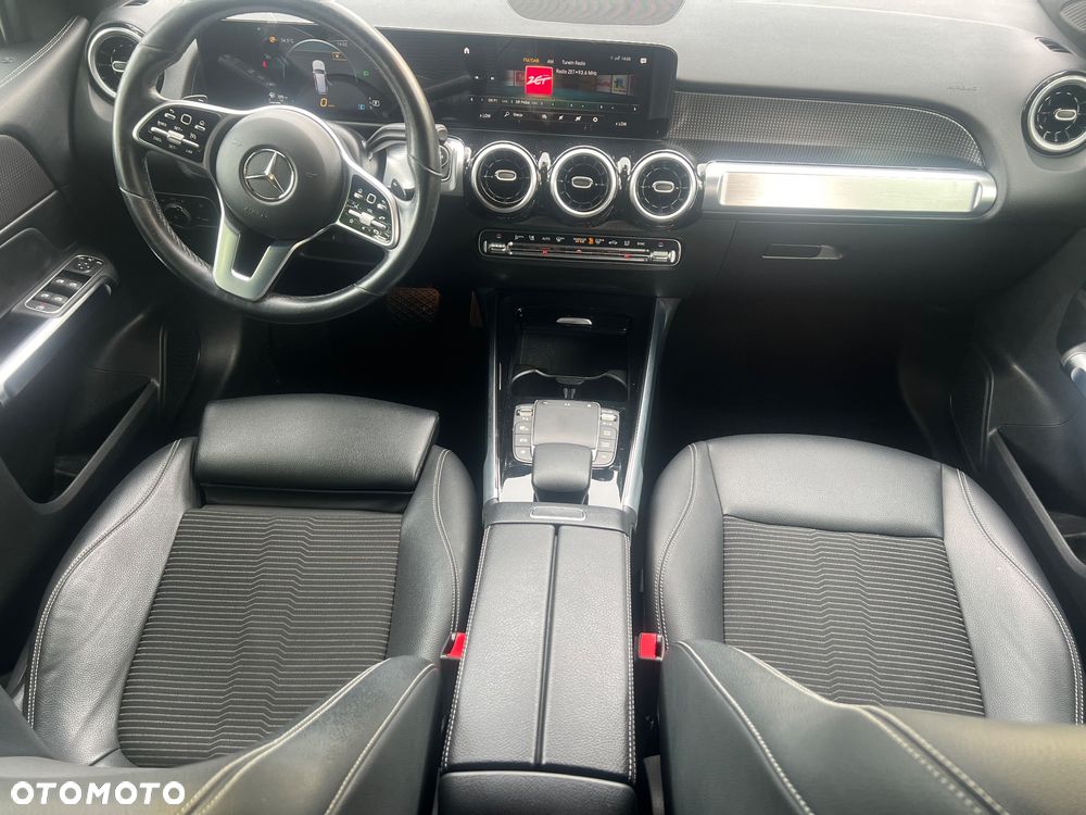 Mercedes-Benz GLB 200 d 8G-DCT Progressive - 10