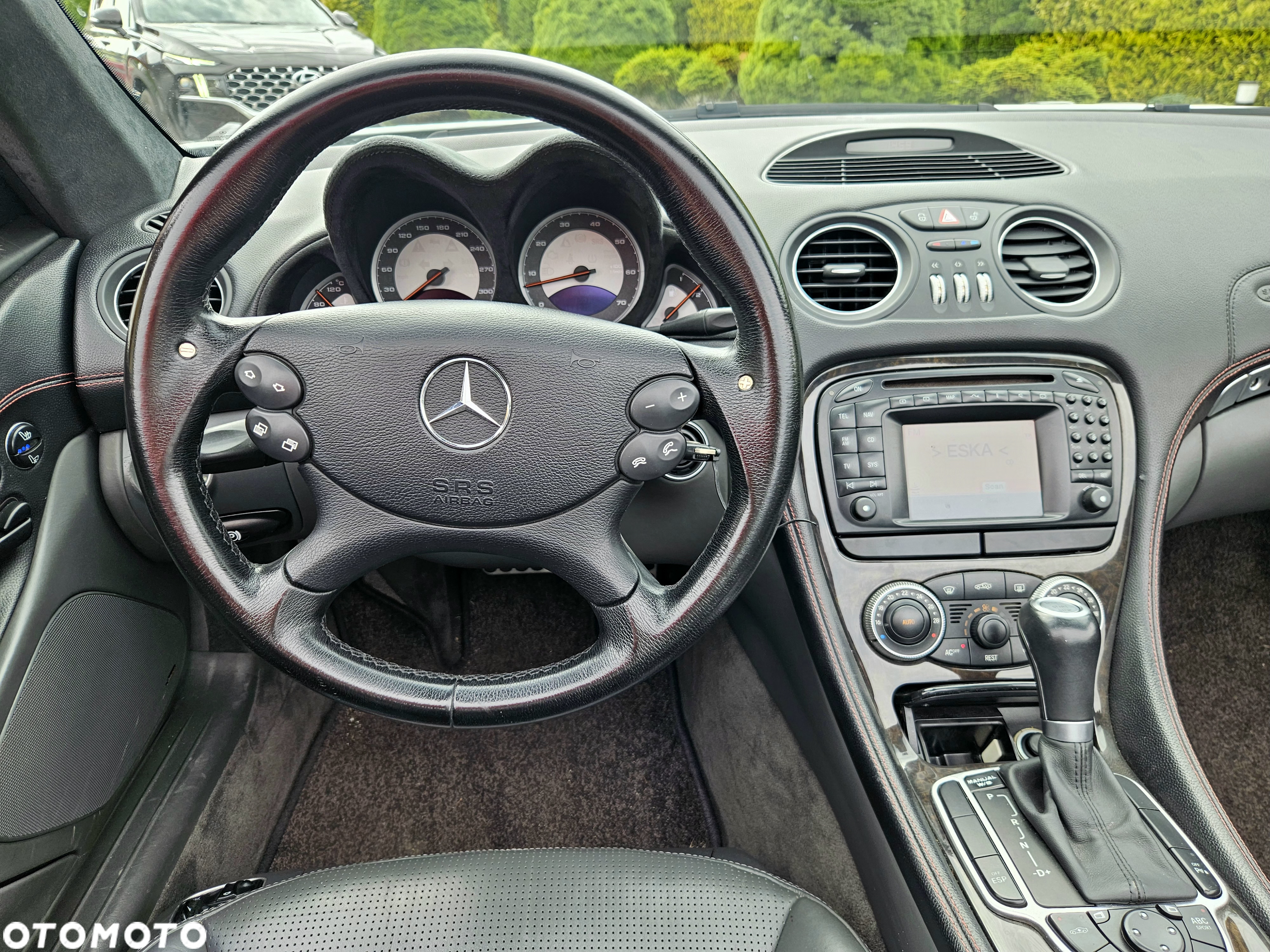 Mercedes-Benz SL 55 AMG - 24