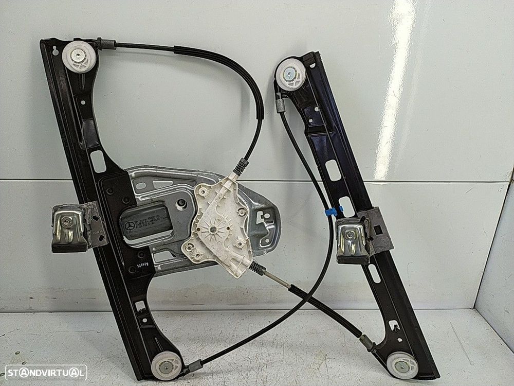 Elevador Elect Fte Dto Mercedes-Benz C-Class (W203) - 1