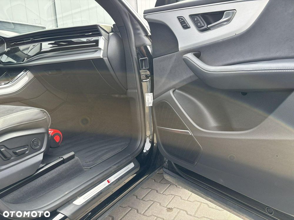 Audi Q8 - 19