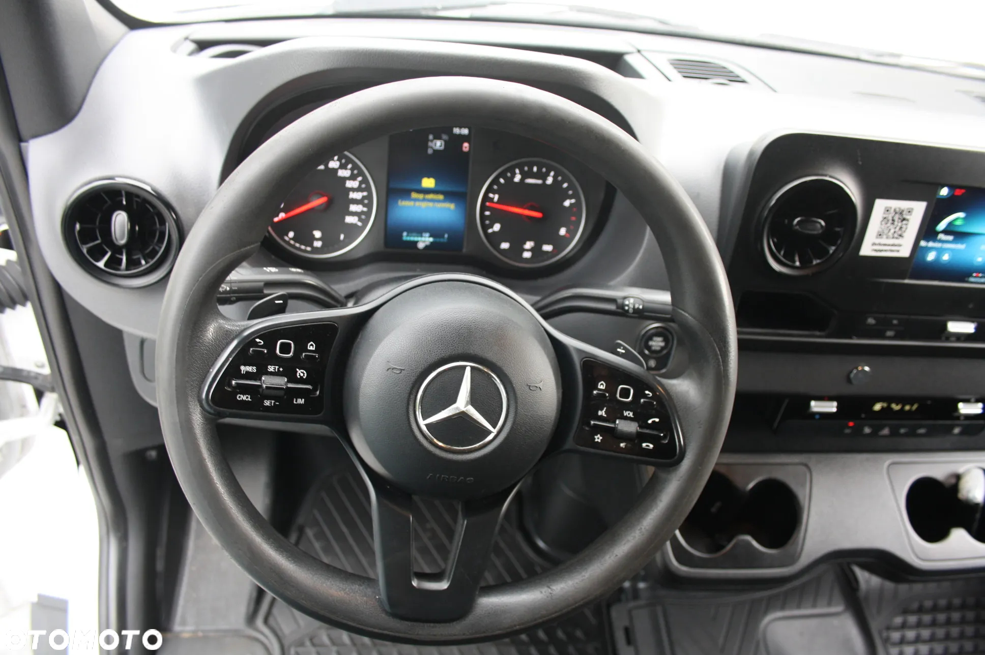 Mercedes-Benz SPRINTER - 11