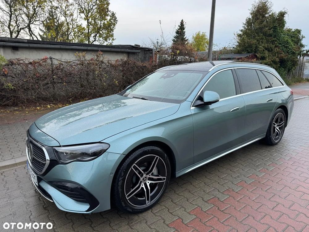 Mercedes-Benz Klasa E 220 d T 4Matic 9G-TRONIC Edition AMG Line - 4