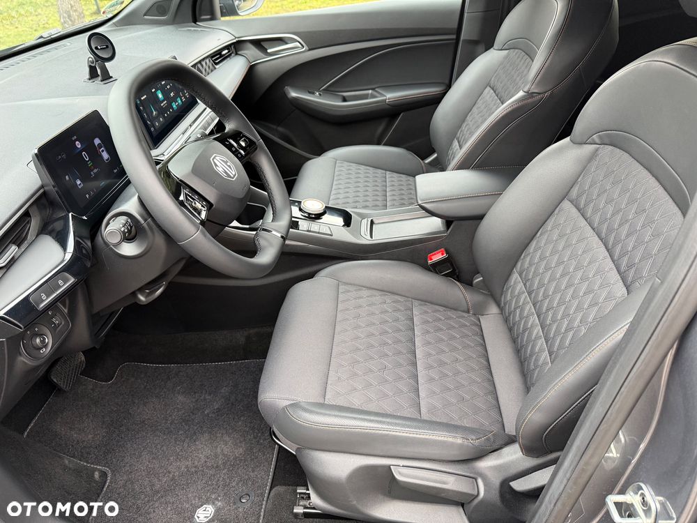 MG MG3 1.5 HEV+ Exclusive - 18