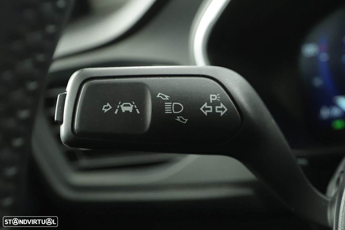 Ford Focus SW 1.0 EcoBoost MHEV ST-Line X - 16