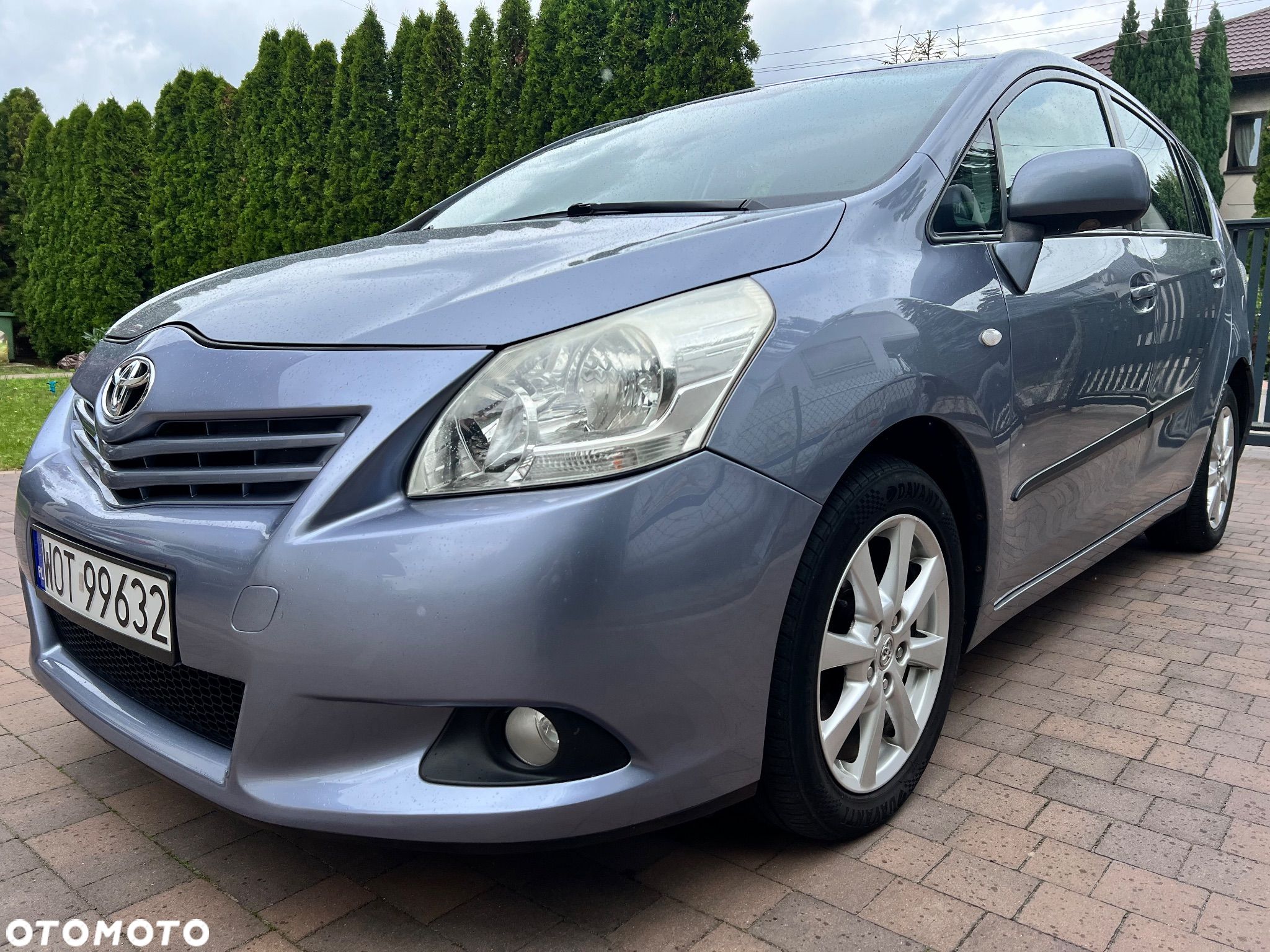 Toyota Verso 2.0 D-4D - 1
