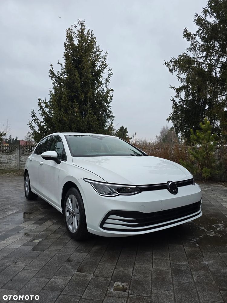 Volkswagen Golf 1.5 eTSI OPF DSG Active - 5