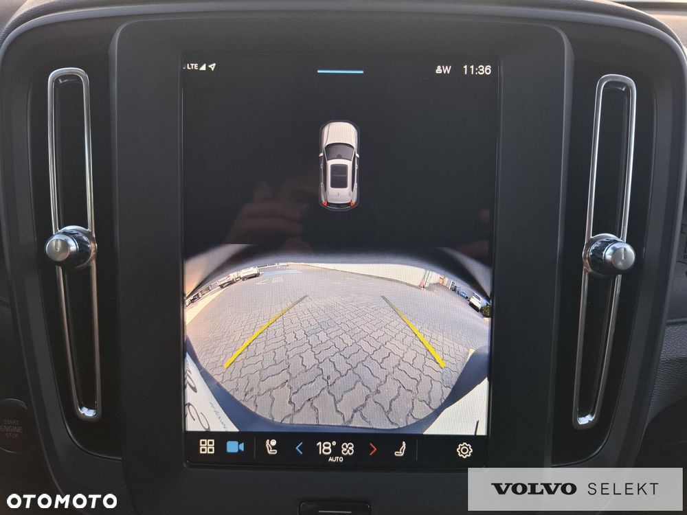 Volvo XC 40 - 23