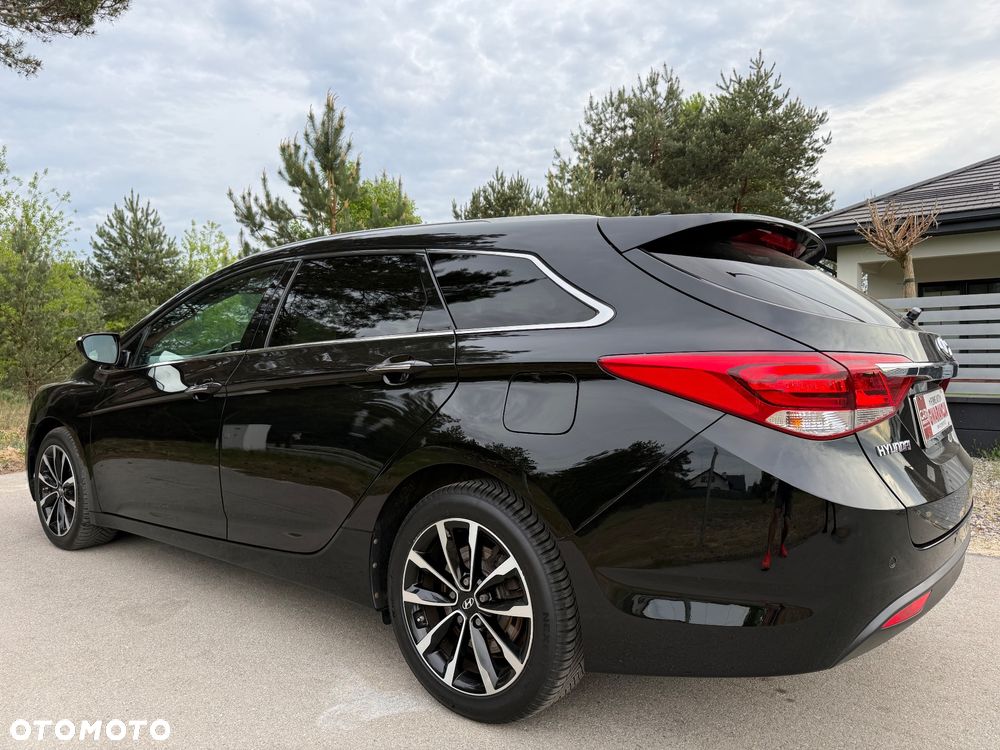 Hyundai i40 Kombi 1.7 CRDi DCT Style - 3