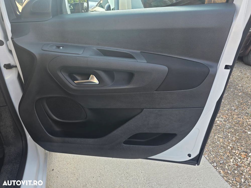 Opel Combo - 26