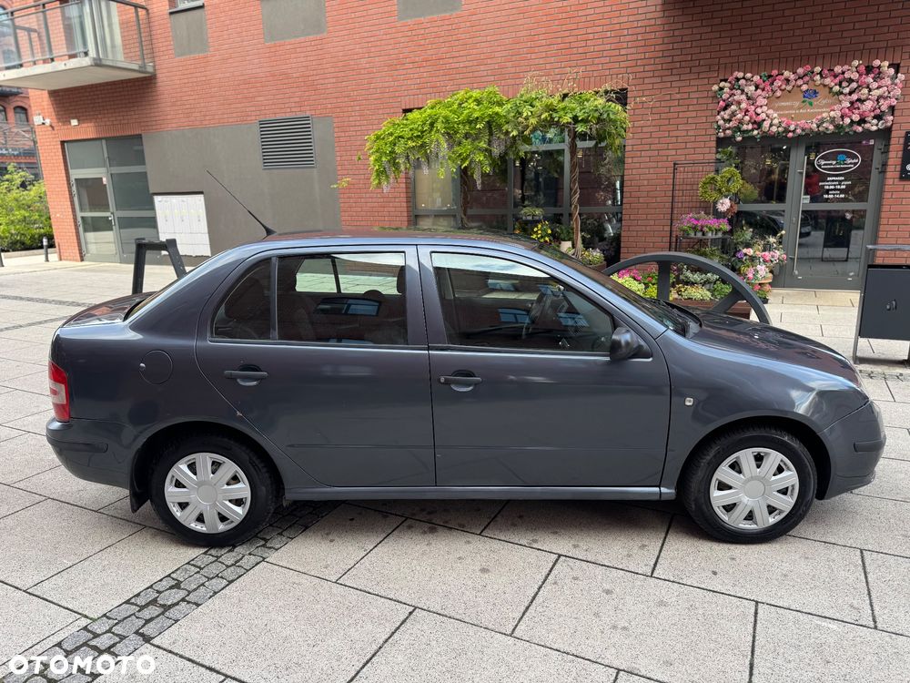 Skoda Fabia - 6