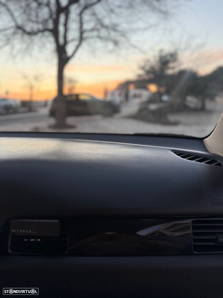 Mitsubishi Outlander 2.0 Kaiteki CVT - 12