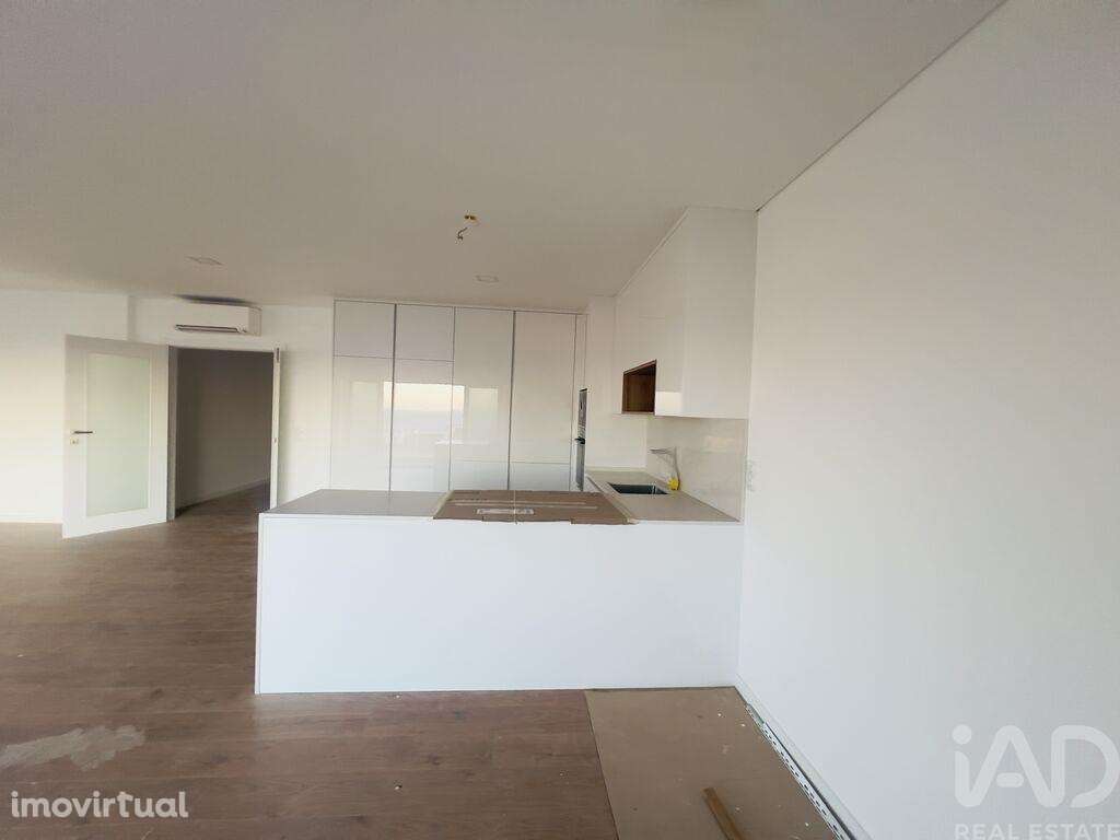 Apartamento T2 em Ericeira de 88,00 m2 - Grande imagem: 2/23