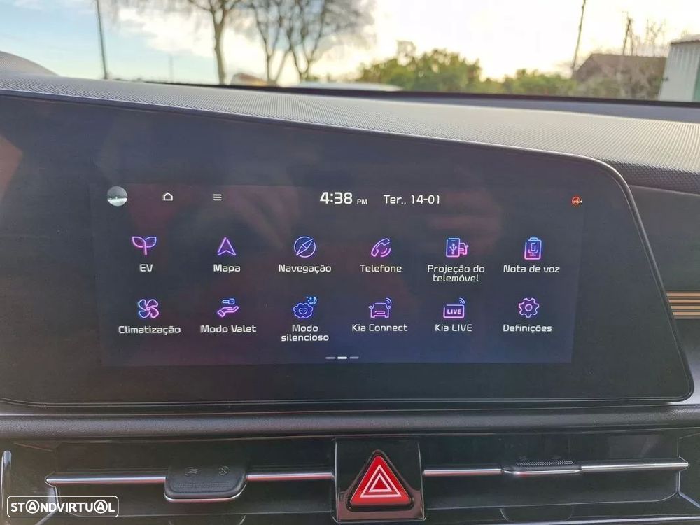 Kia Niro EV 64kWh Drive - 17