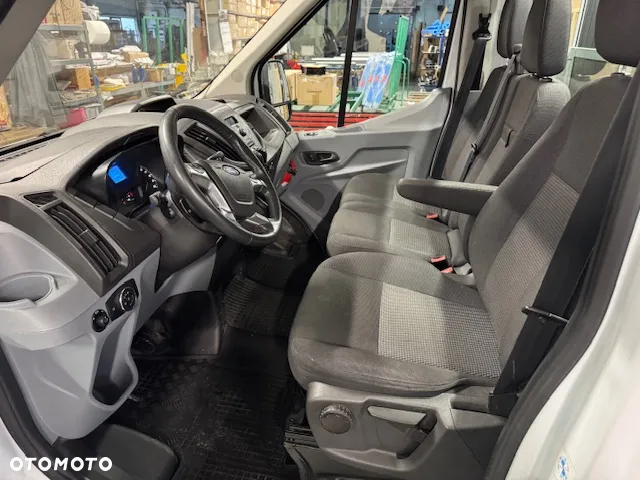 Ford Transit - 4