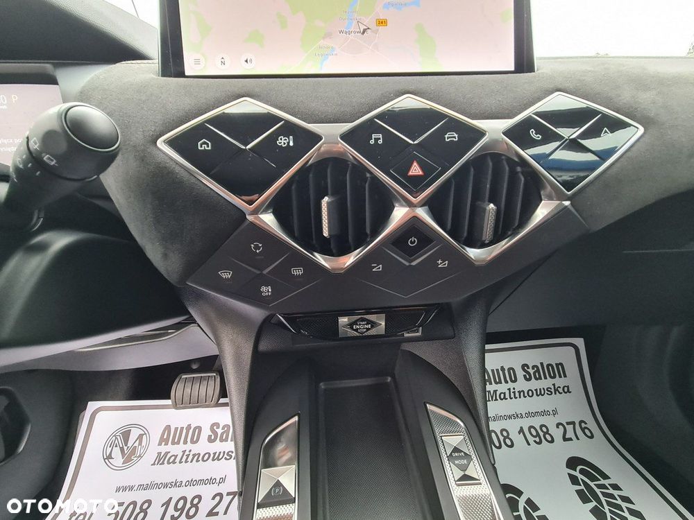 DS Automobiles DS 3 Crossback 1.2 PureTech Performance Line + - 19