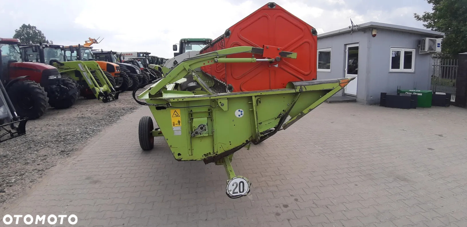 Claas Medion 330 - 29