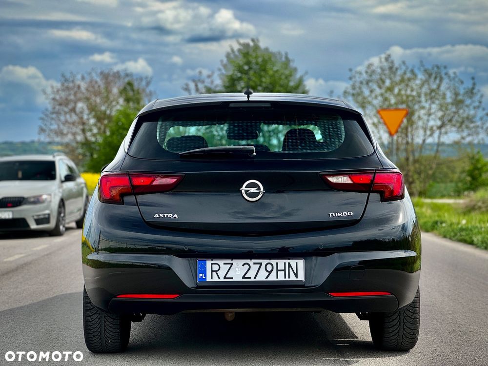 Opel Astra 1.4 Turbo Innovation - 11