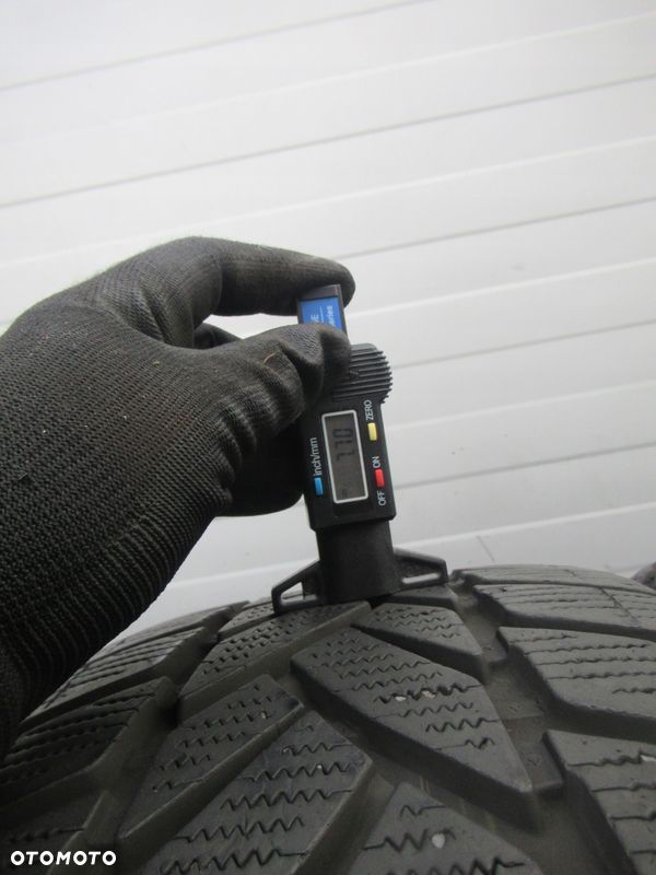 OPONY ZIMA 4szt DUNLOP SP WINTERSPORT M3 235/50R18 98H - 2