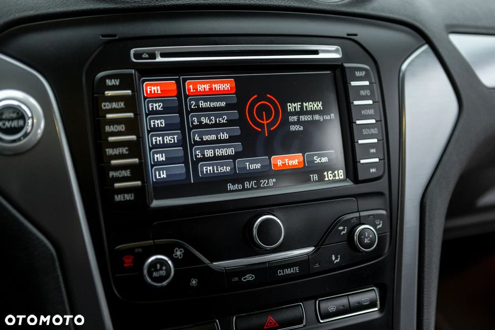 Ford Mondeo - 32