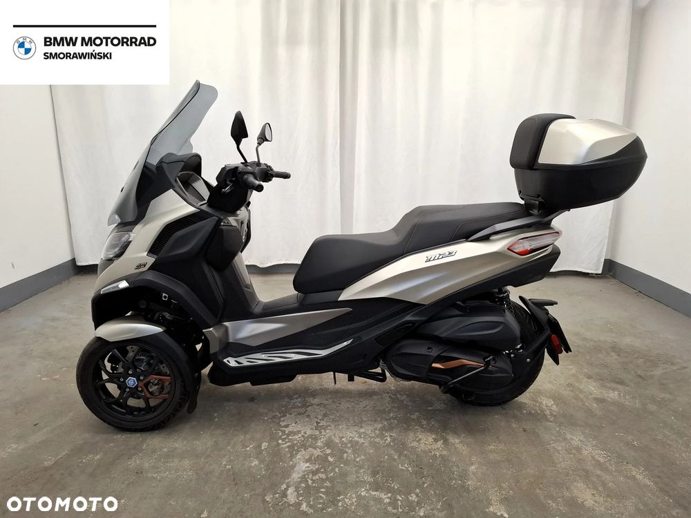 Piaggio MP-3 - 4
