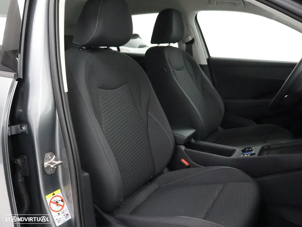 VW T-Roc 1.5 eTSI Trend DSG - 25